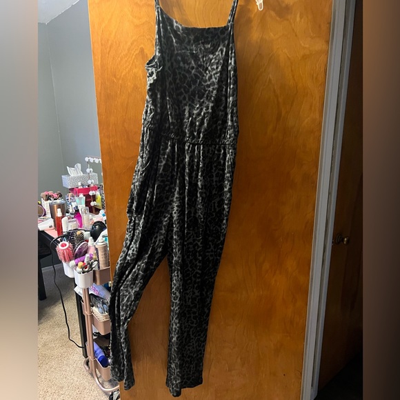 Old Navy Pants & Jumpsuits Leopard Jumpsuit Large Worn A Few Times Good Condition Bundle For